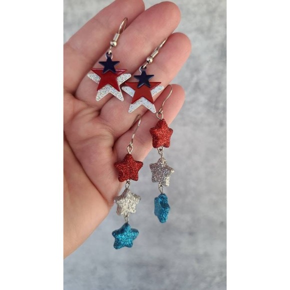 Vintage Patriotic Dangling Earrings - Picture 7 of 10